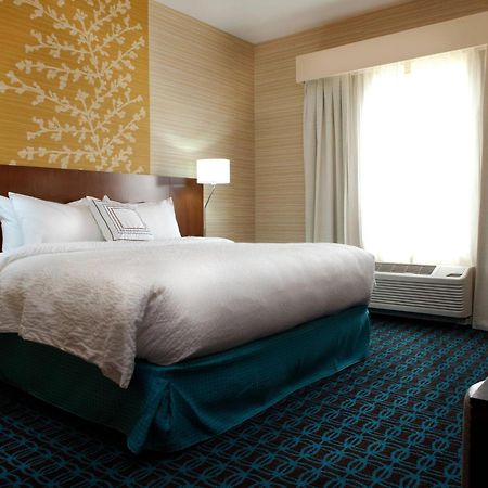 Fairfield Inn & Suites By Marriott לטברידג' מראה חיצוני תמונה