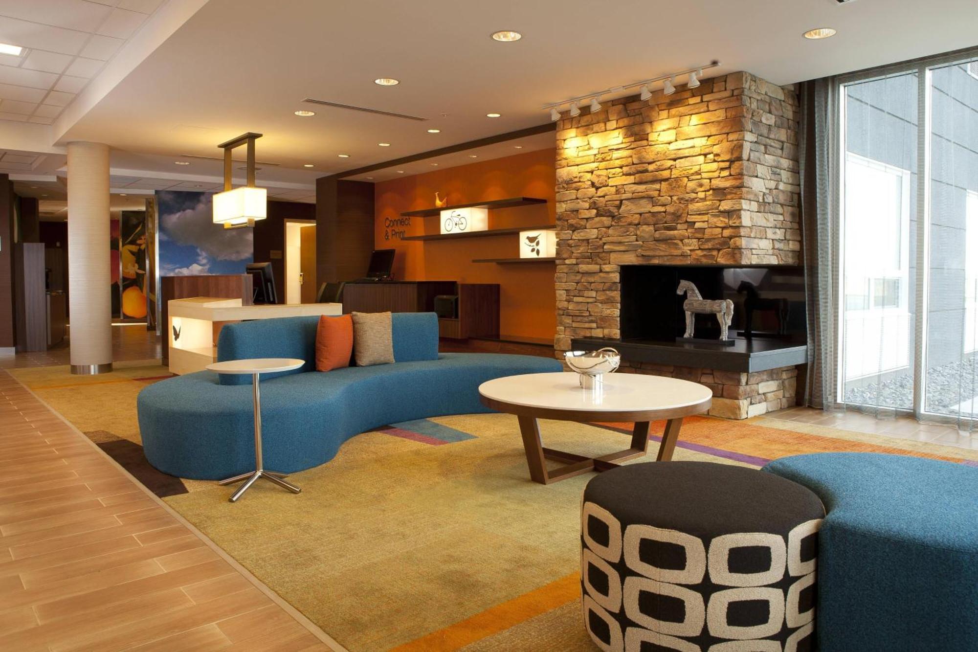 Fairfield Inn & Suites By Marriott לטברידג' מראה חיצוני תמונה