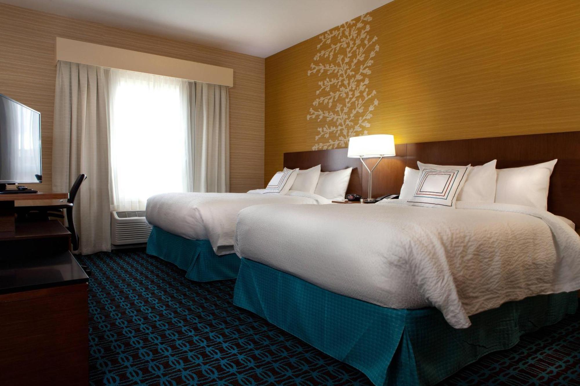 Fairfield Inn & Suites By Marriott לטברידג' מראה חיצוני תמונה