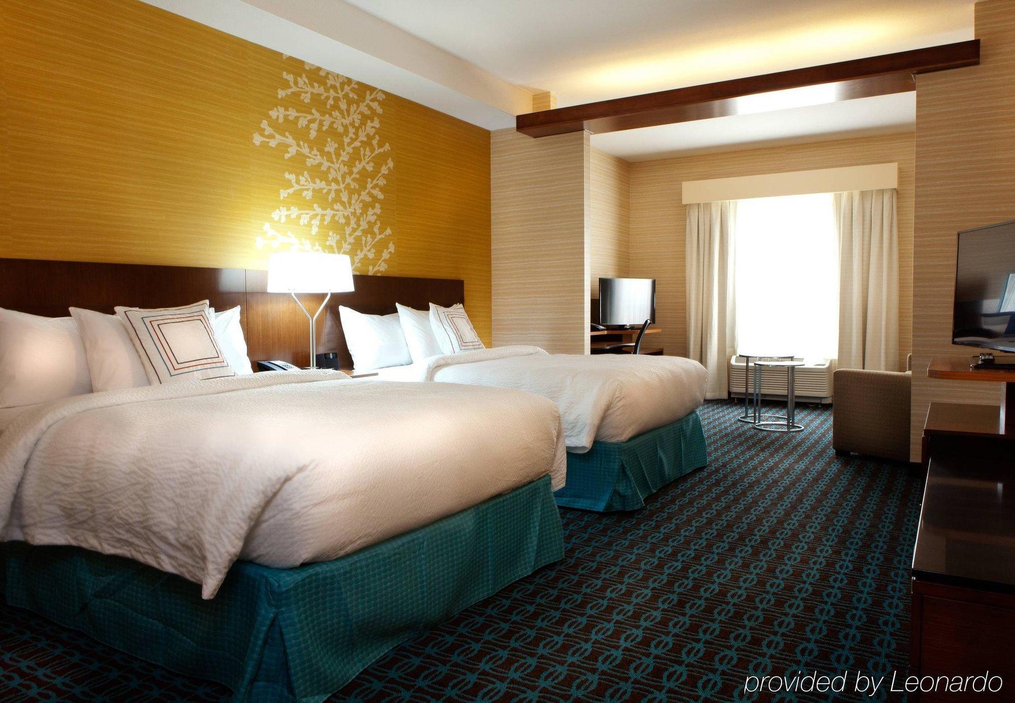 Fairfield Inn & Suites By Marriott לטברידג' מראה חיצוני תמונה